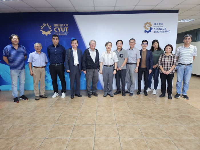 院務發展諮詢委員合照2圖片